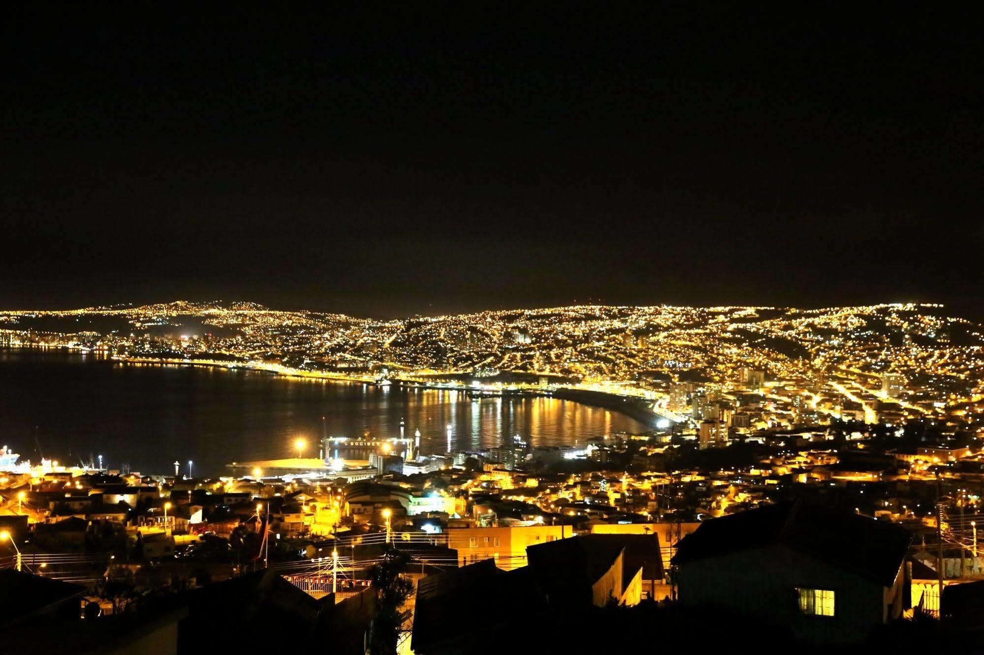 Costa Azul B&B Valparaíso Buitenkant foto